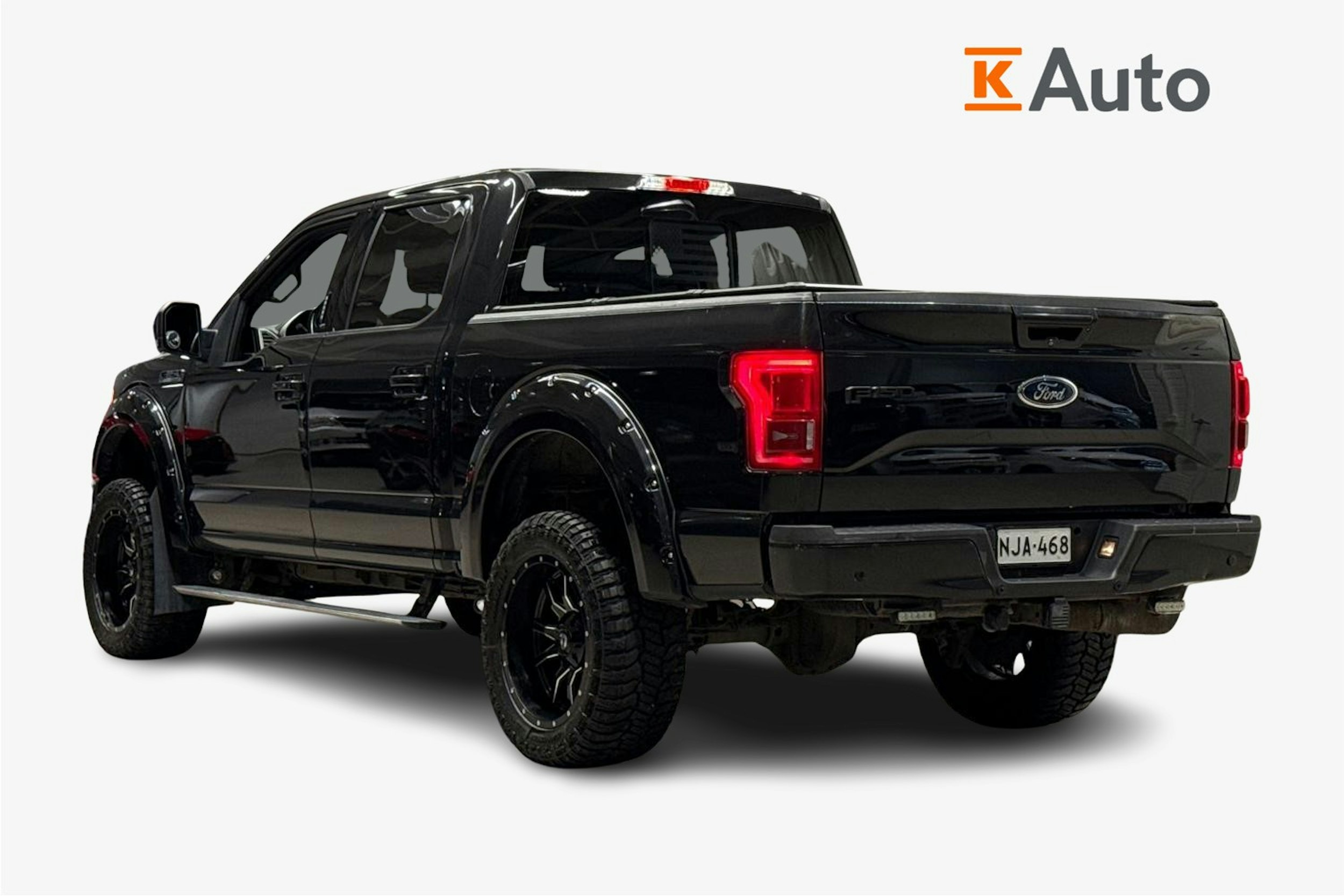 musta Ford F150 2015 kuva 2.