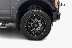 musta Ford F150 2015 kuva 9.