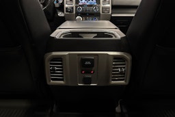 musta Ford F150 2015 kuva 16.