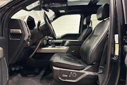 musta Ford F150 2015 kuva 18.