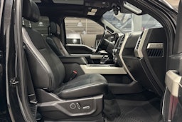 musta Ford F150 2015 kuva 20.