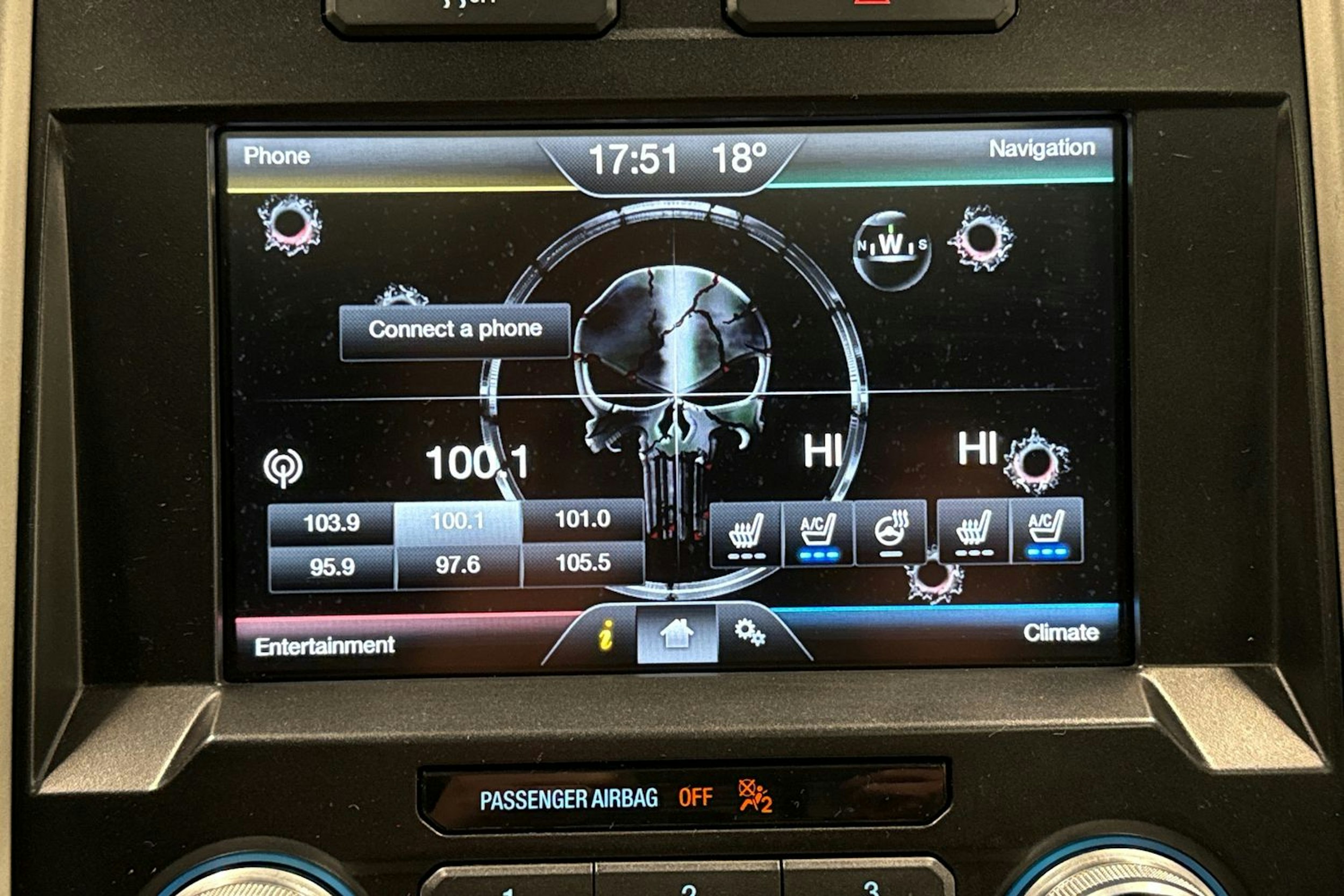 musta Ford F150 2015 kuva 24.