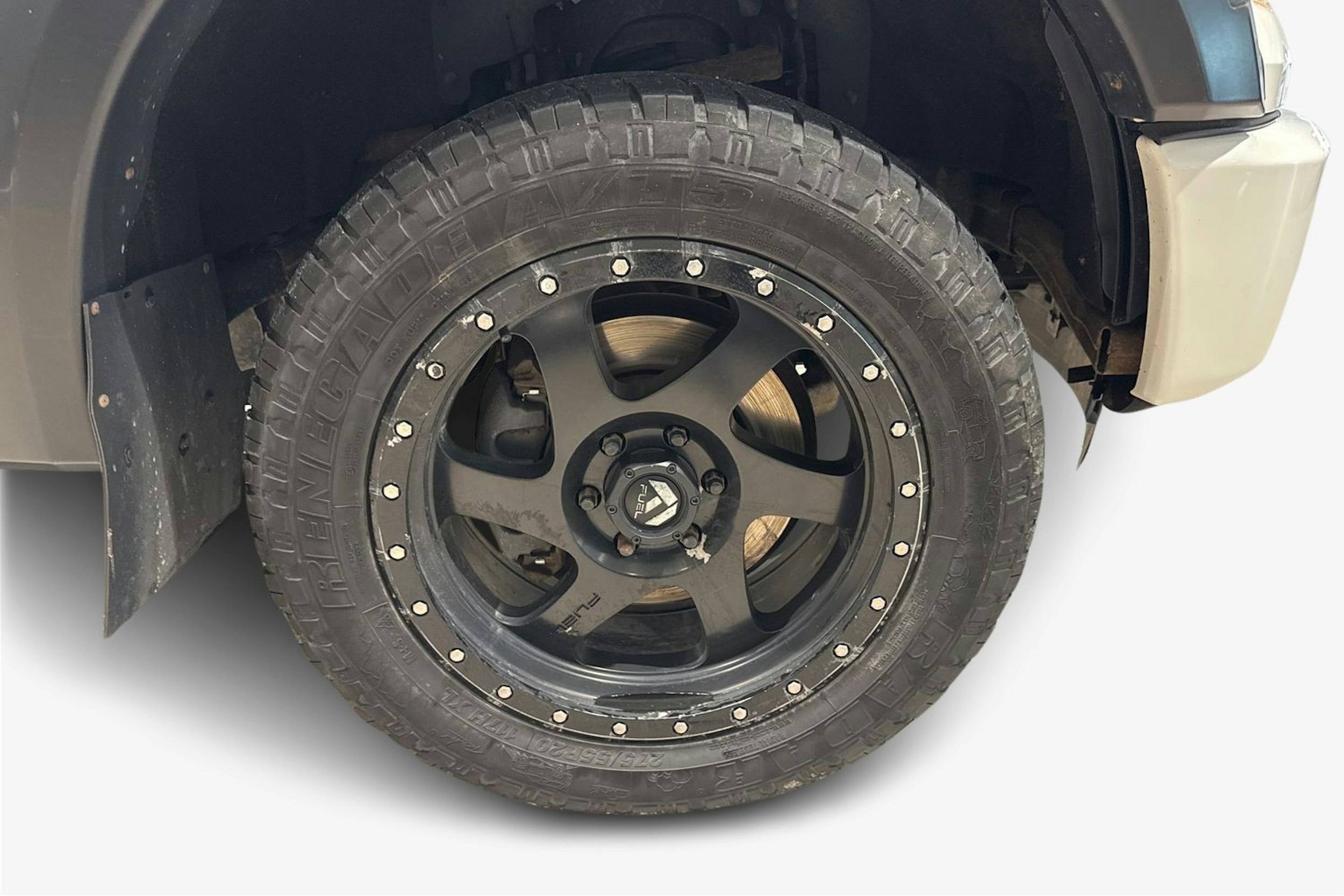 valkoinen Ford F150 2015 kuva 12.