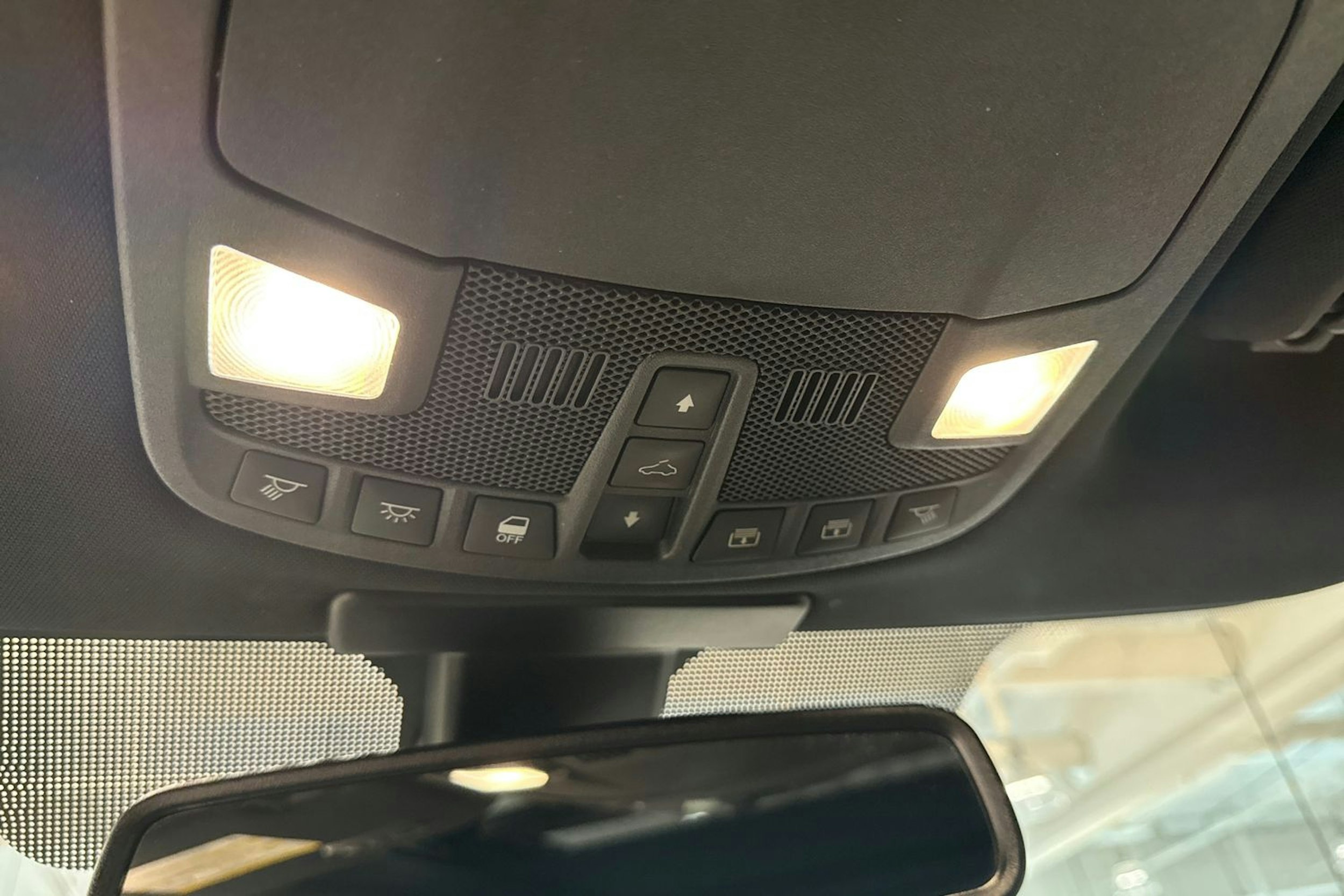 valkoinen Ford F150 2015 kuva 25.