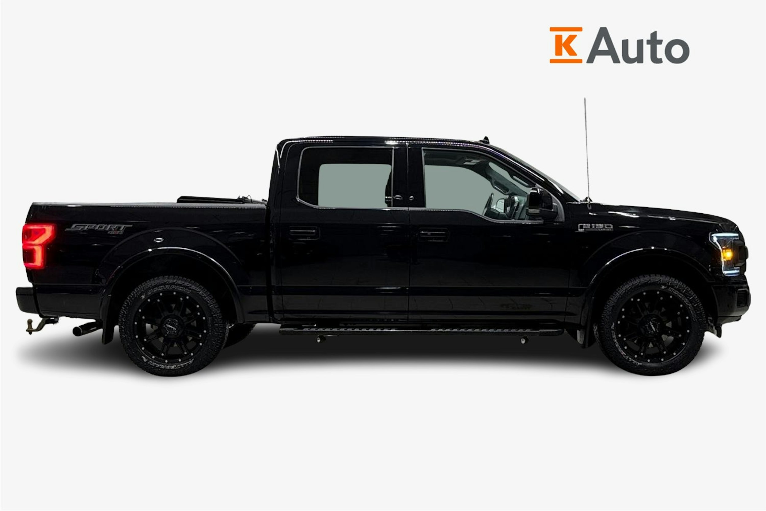 Musta Ford F150 2018 kuva 7.