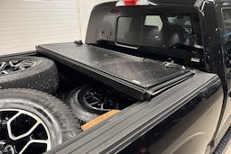 Musta Ford F150 2018 kuva 21.