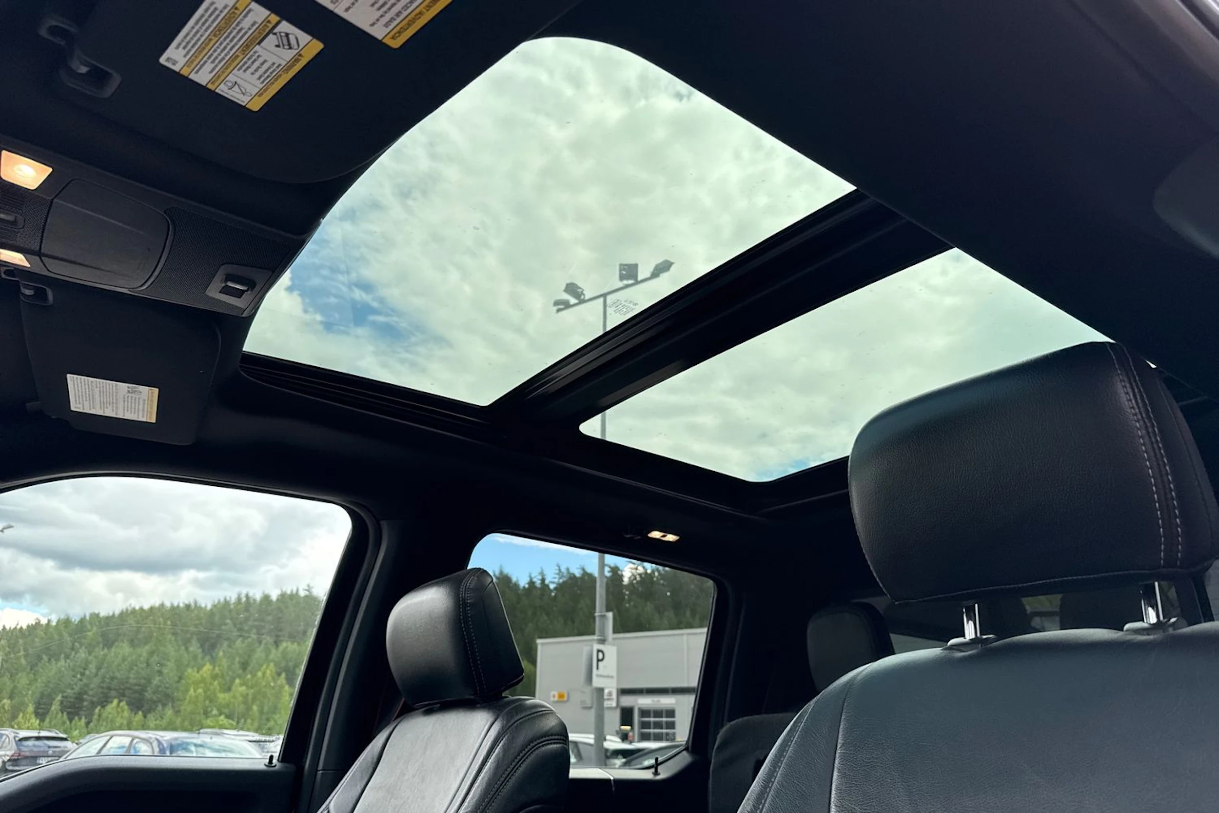 musta Ford F150 2018 kuva 5.