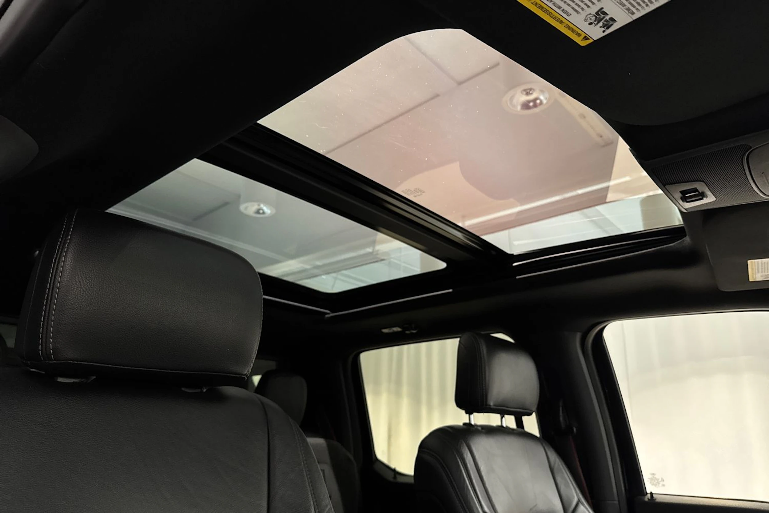 musta Ford F150 2018 kuva 19.