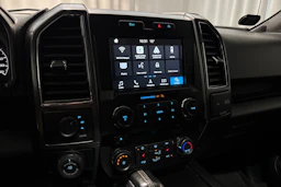 musta Ford F150 2018 kuva 26.