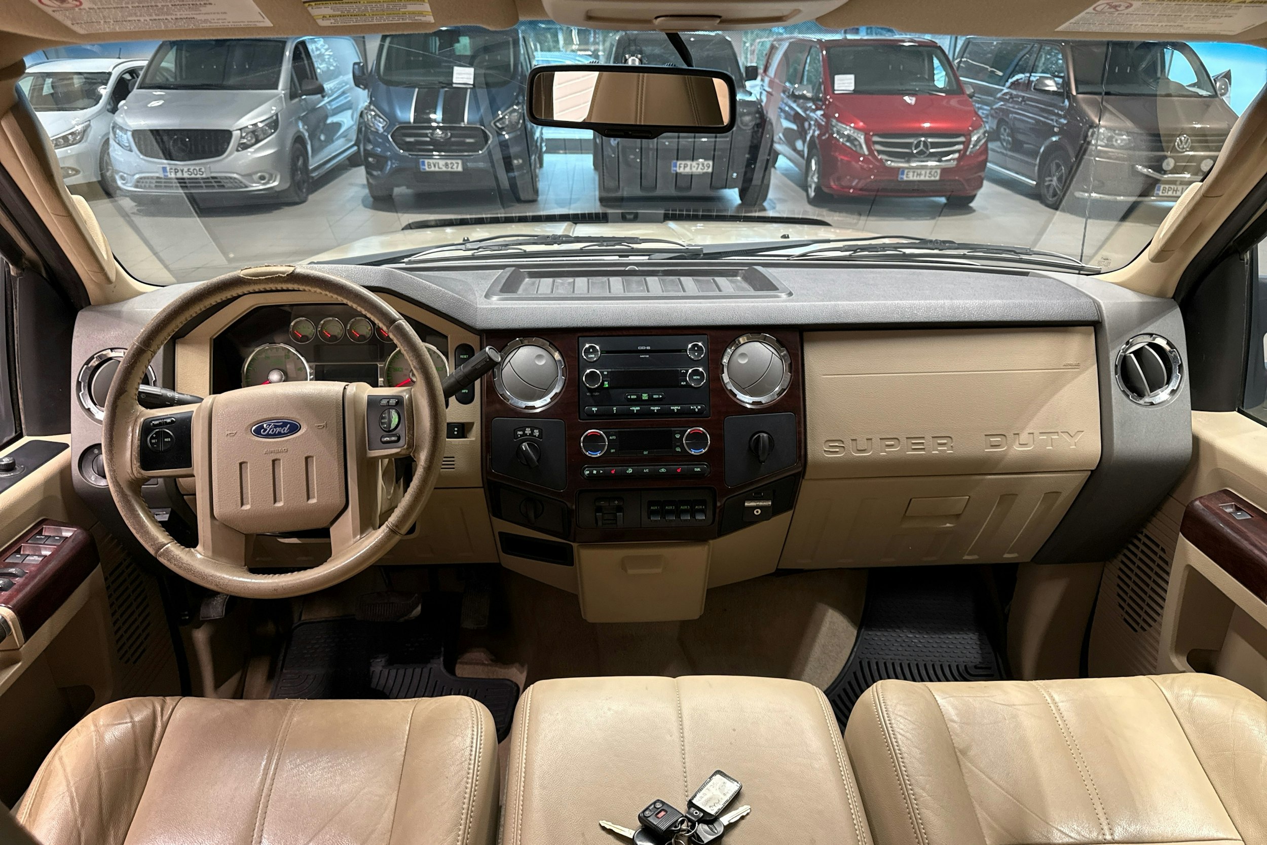 Ruskea (beige) Ford F350 2009 kuva 7.