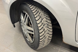 harmaa Ford Fiesta 2003 kuva 10.