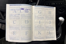 harmaa Ford Fiesta 2003 kuva 24.