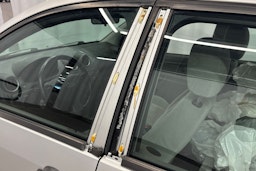 harmaa Ford Fiesta 2003 kuva 28.