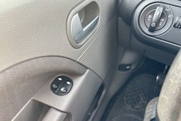 Sininen Ford FIESTA 2003 kuva 14.