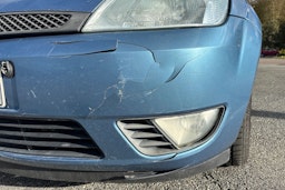 Sininen Ford FIESTA 2003 kuva 23.