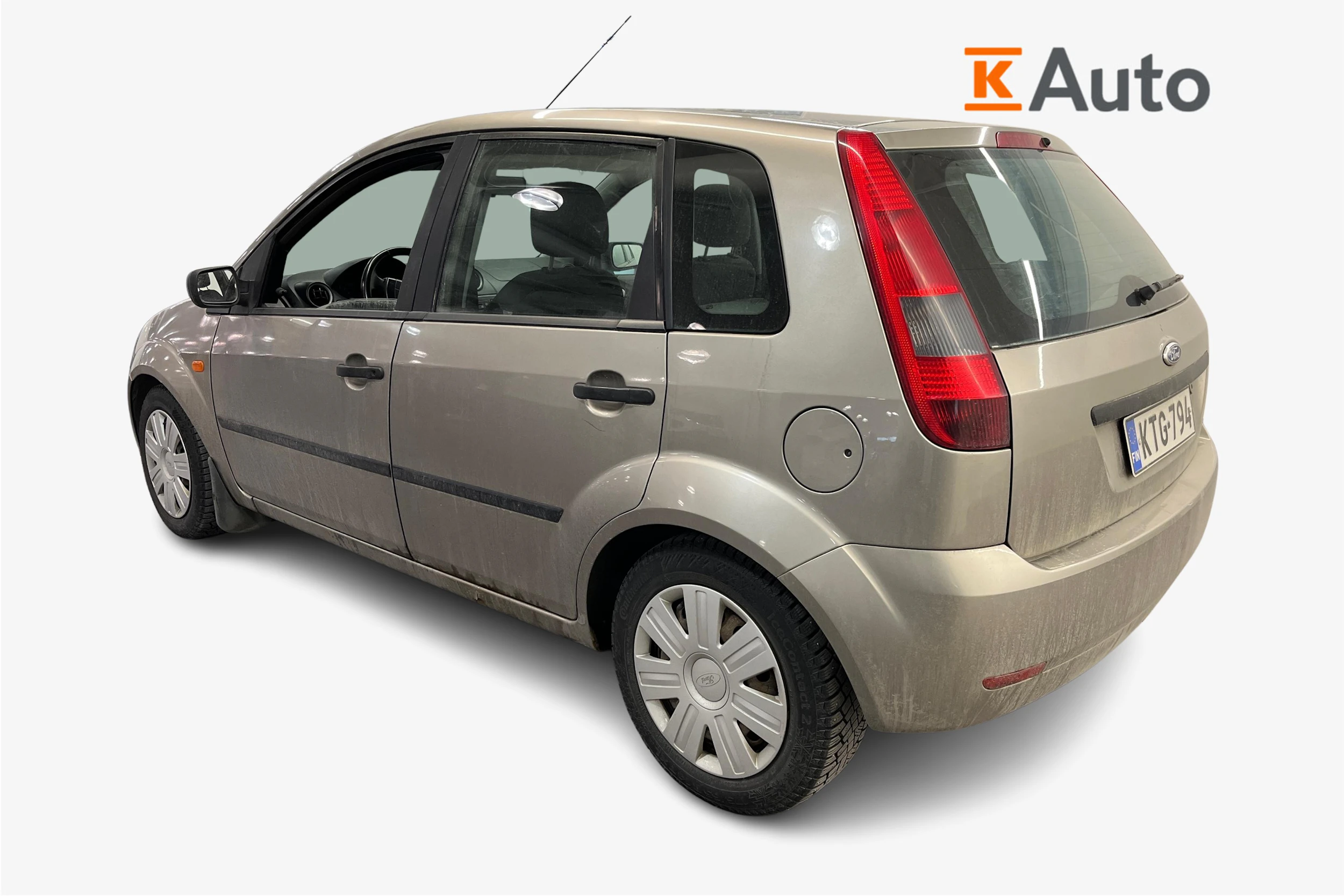 ruskea (beige) Ford Fiesta 2003 kuva 2.