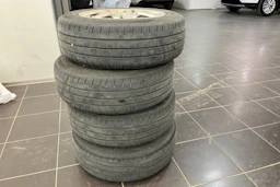 ruskea (beige) Ford Fiesta 2003 kuva 11.