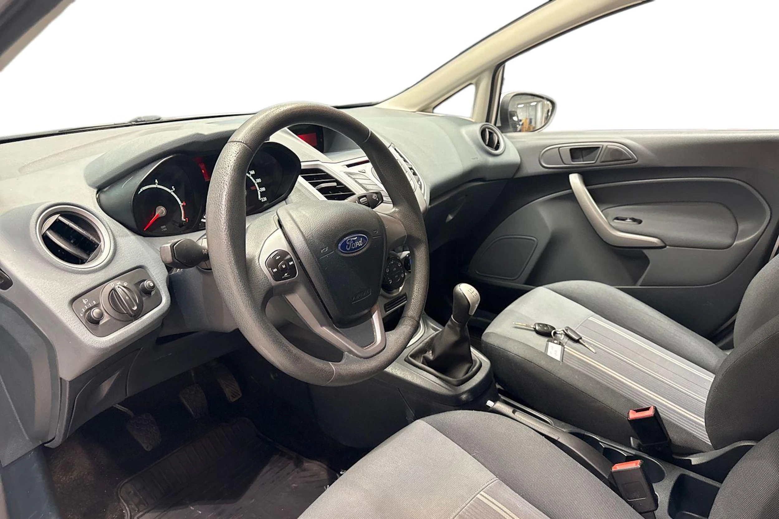 harmaa Ford Fiesta 2009 kuva 8.