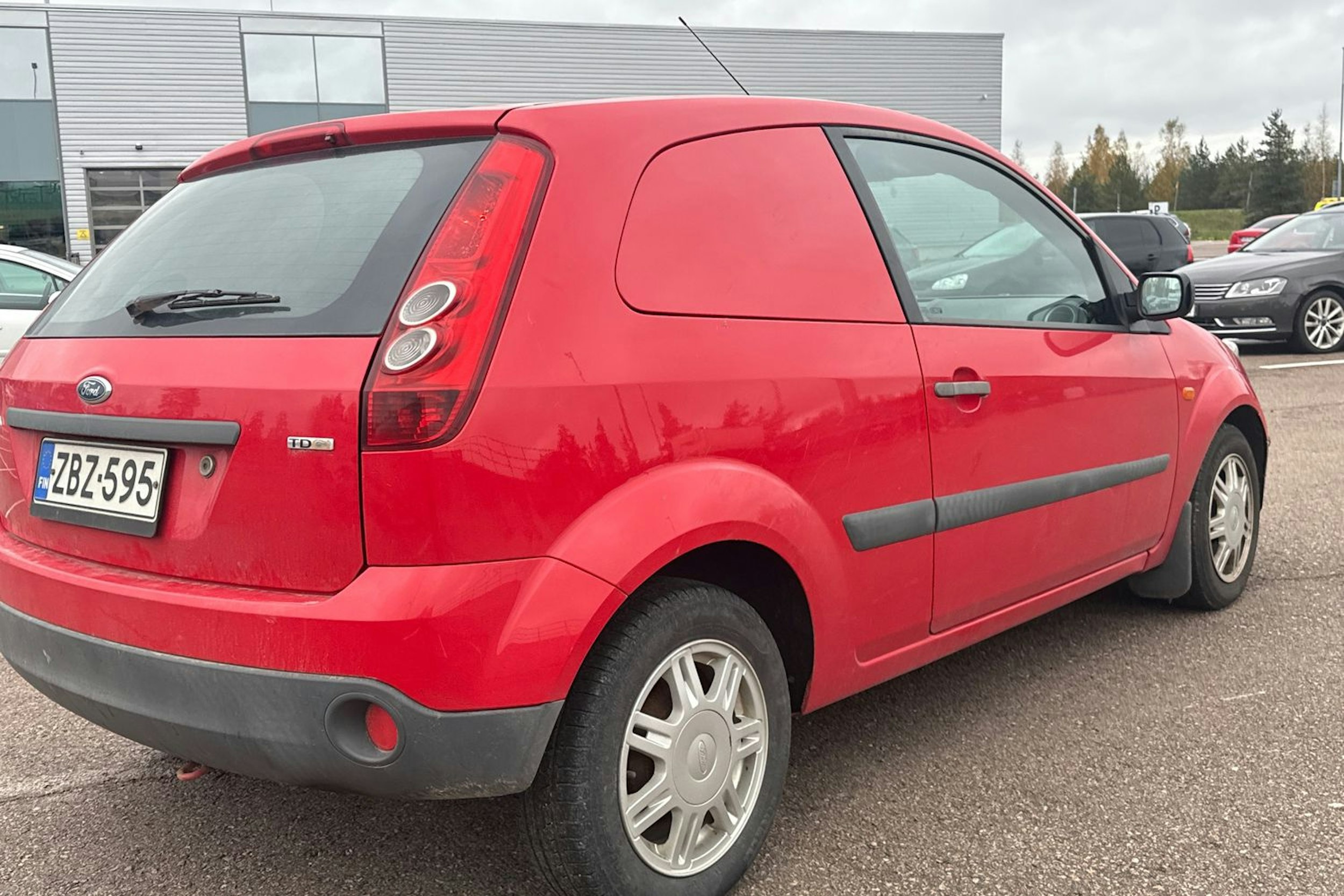 punainen Ford Fiesta 2009 kuva 20.