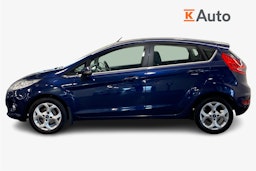 sininen Ford Fiesta 2010 kuva 5.