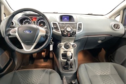 sininen Ford Fiesta 2010 kuva 7.