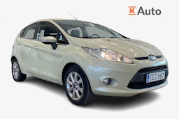 vihreä Ford Fiesta 2010 kuva 1.