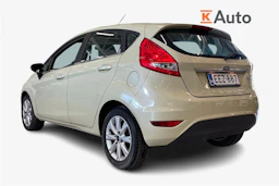 vihreä Ford Fiesta 2010 kuva 2.
