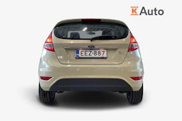 vihreä Ford Fiesta 2010 kuva 3.