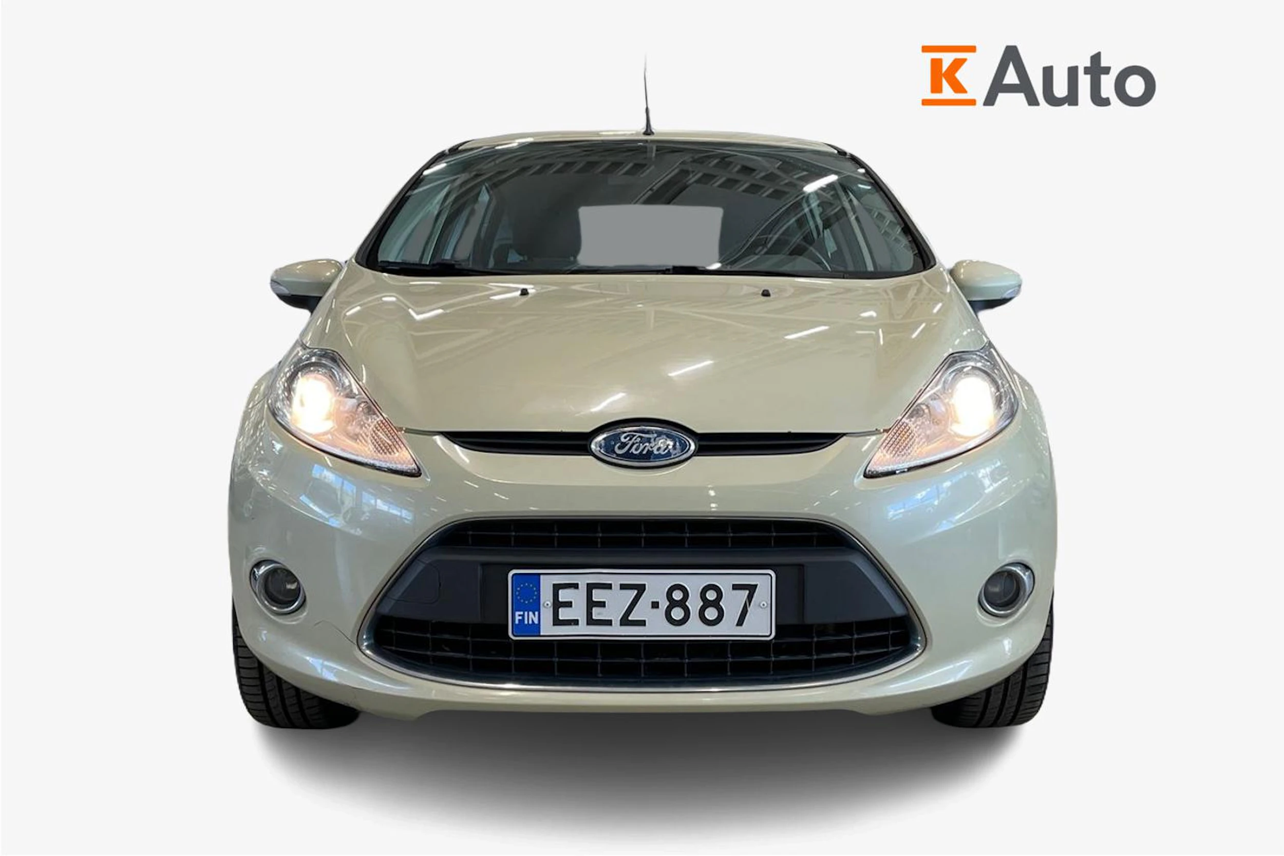 vihreä Ford Fiesta 2010 kuva 4.