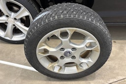 musta Ford Fiesta 2011 kuva 34.