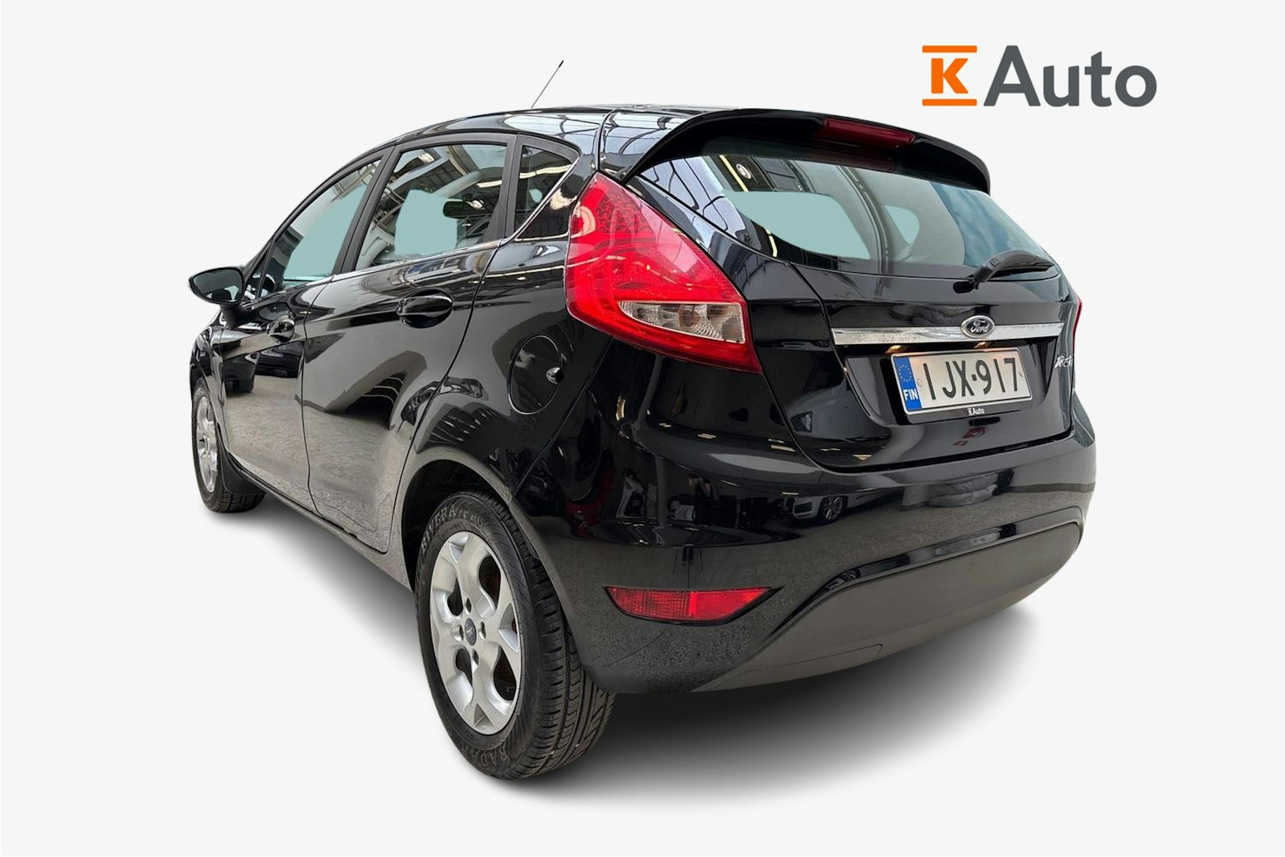 musta Ford Fiesta 2011 kuva 2.