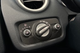 Punainen Ford FIESTA 2011 kuva 20.