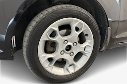 musta Ford Fiesta 2012 kuva 11.