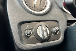 musta Ford Fiesta 2012 kuva 20.