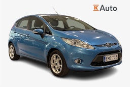 sininen Ford Fiesta 2012 kuva 1.