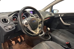 sininen Ford Fiesta 2012 kuva 3.