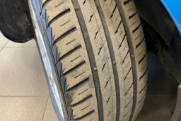 sininen Ford Fiesta 2012 kuva 13.