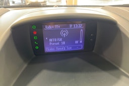 sininen Ford Fiesta 2012 kuva 19.