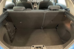 sininen Ford Fiesta 2012 kuva 20.
