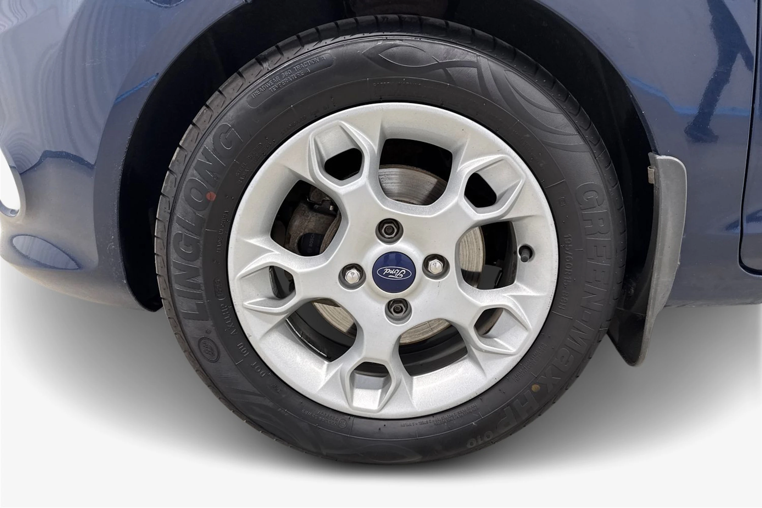 sininen Ford Fiesta 2012 kuva 9.