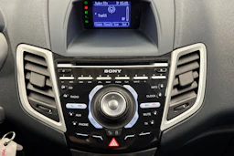 sininen Ford Fiesta 2012 kuva 25.