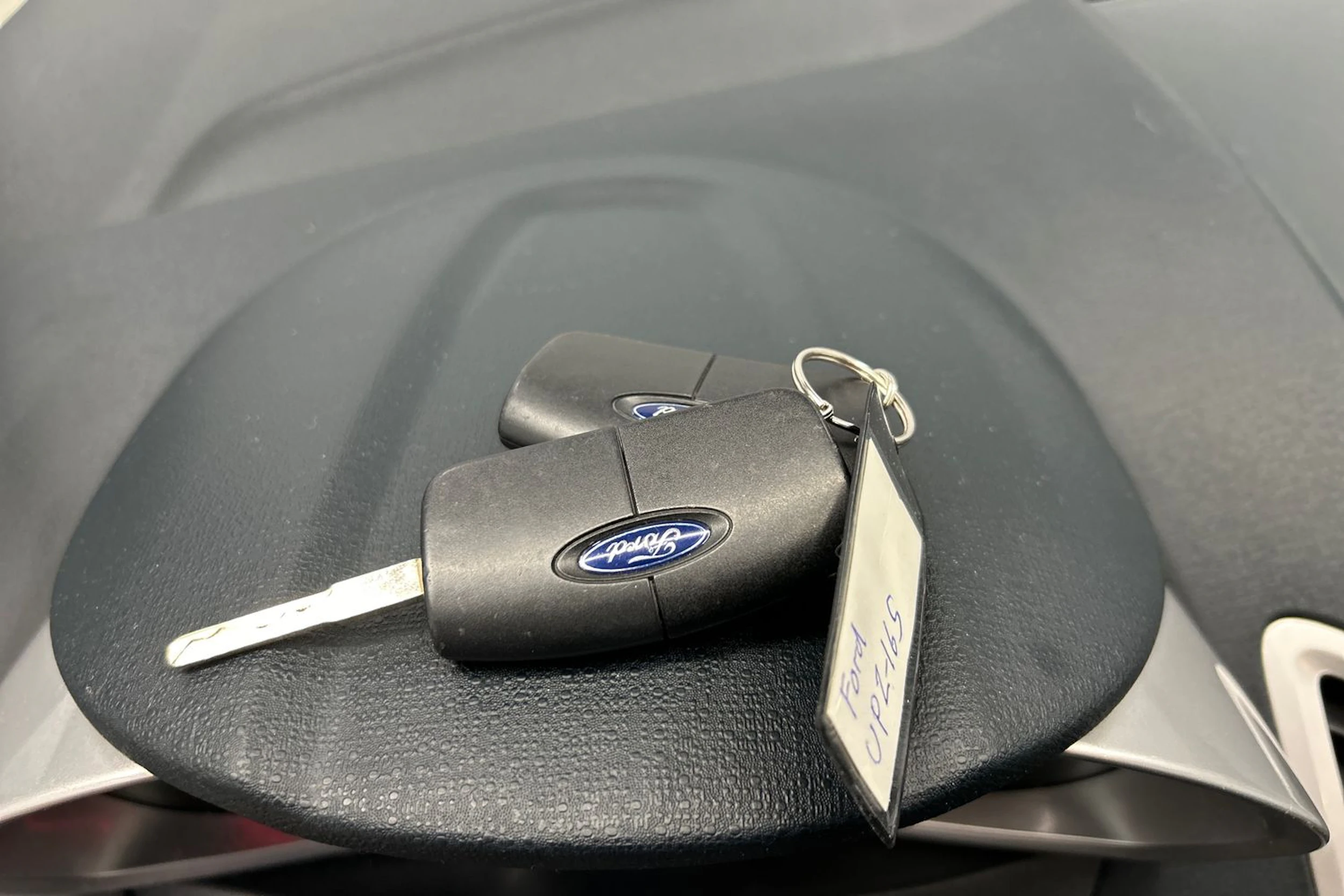 valkoinen Ford Fiesta 2012 kuva 24.