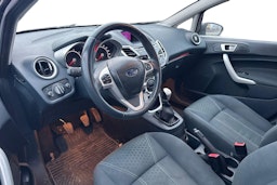 Musta Ford FIESTA 2012 kuva 3.
