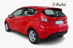 punainen Ford Fiesta 2013 kuva 2.