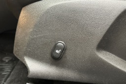 harmaa Ford Fiesta 2013 kuva 15.