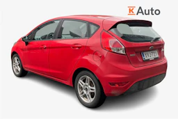 Punainen Ford FIESTA 2013 kuva 2.