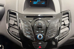 ruskea (beige) Ford Fiesta 2013 kuva 18.