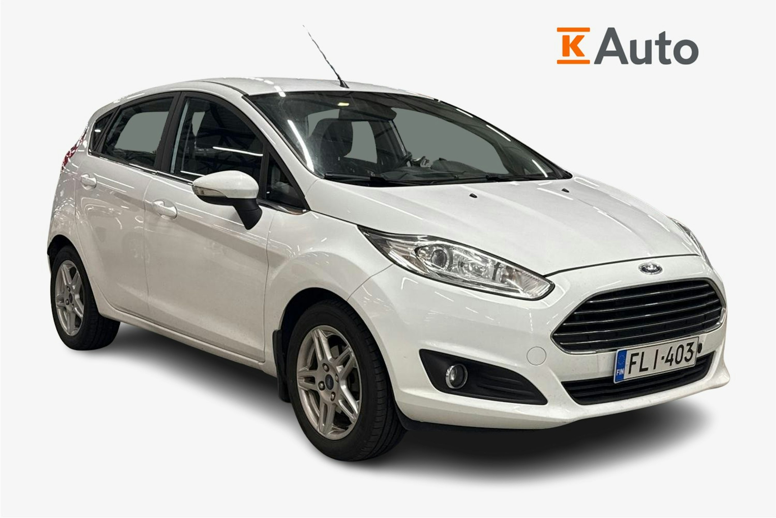 valkoinen Ford Fiesta 2014 kuva 1.