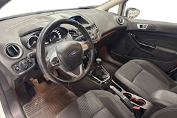 valkoinen Ford Fiesta 2014 kuva 3.