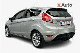 harmaa Ford Fiesta 2014 kuva 2.